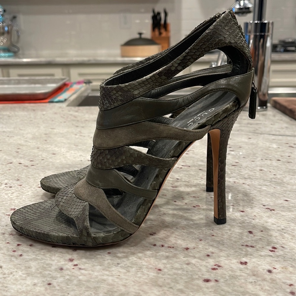 Gucci Snake Skin Heels - Size 38.5
